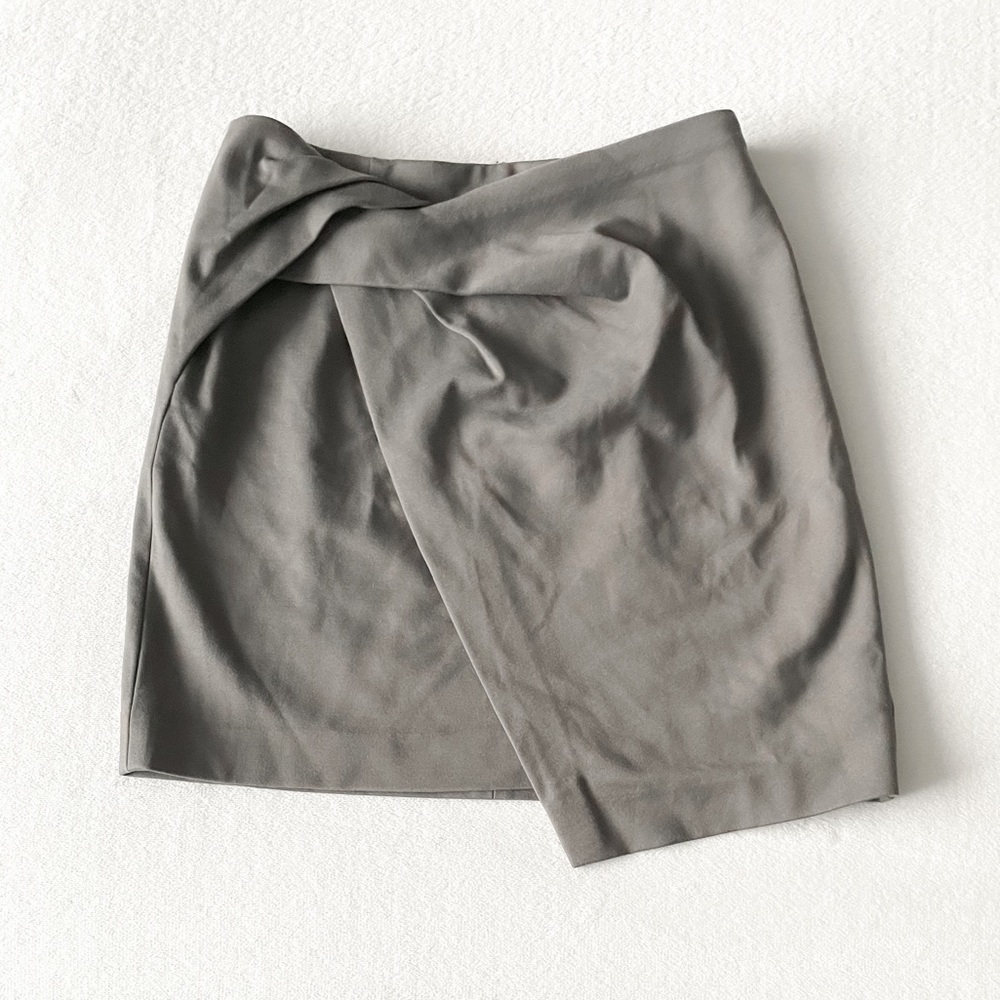 BABATON Twist front Mini SKirt